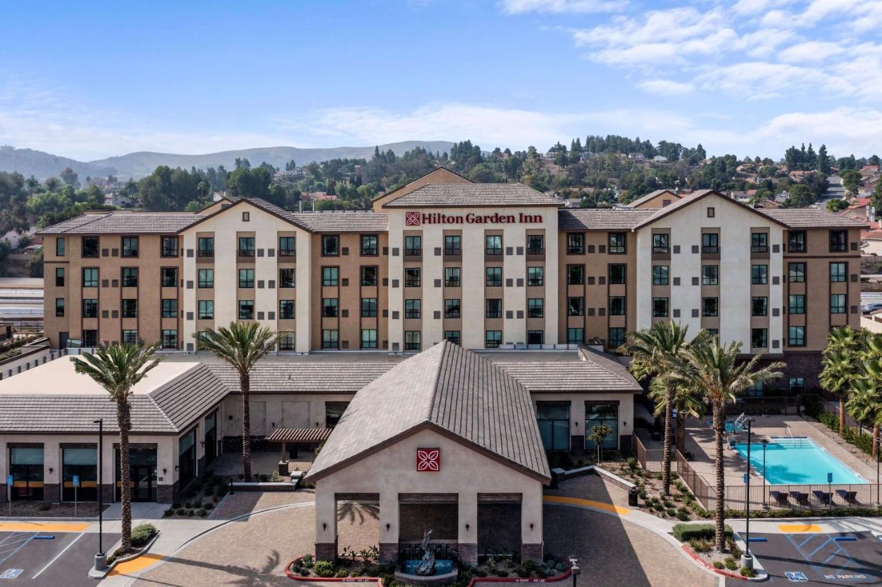 Hilton Garden Inn Pomona, Ca Экстерьер фото