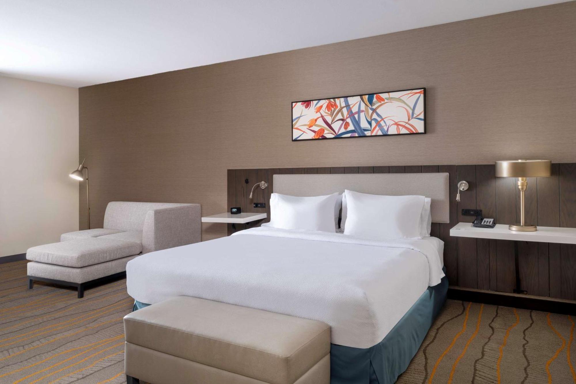 Hilton Garden Inn Pomona, Ca Экстерьер фото